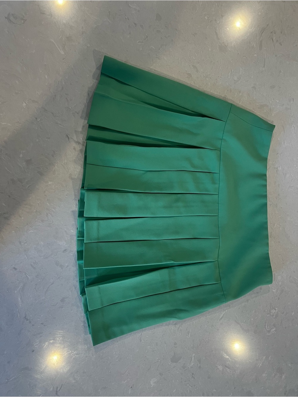 Alice + Olivia Garden Green Pleated Mini Skirt Size 8 NWT